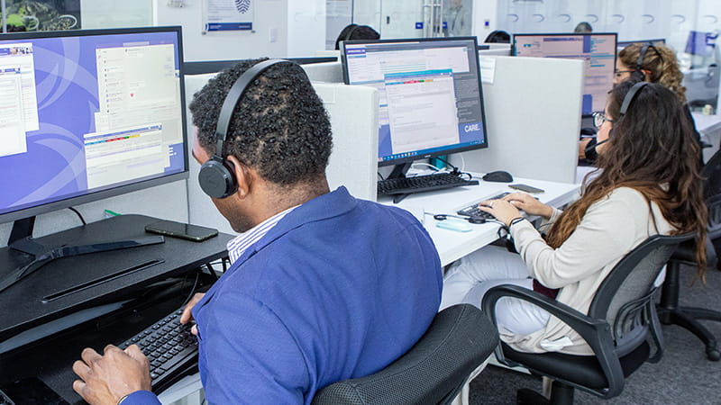 remote advisory through a response centre